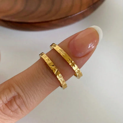 Stainless Steel Rings for Women Golden Stackable Starburst Textured Pattern Minimalist Delicate Finger Tail Joint Jewelry