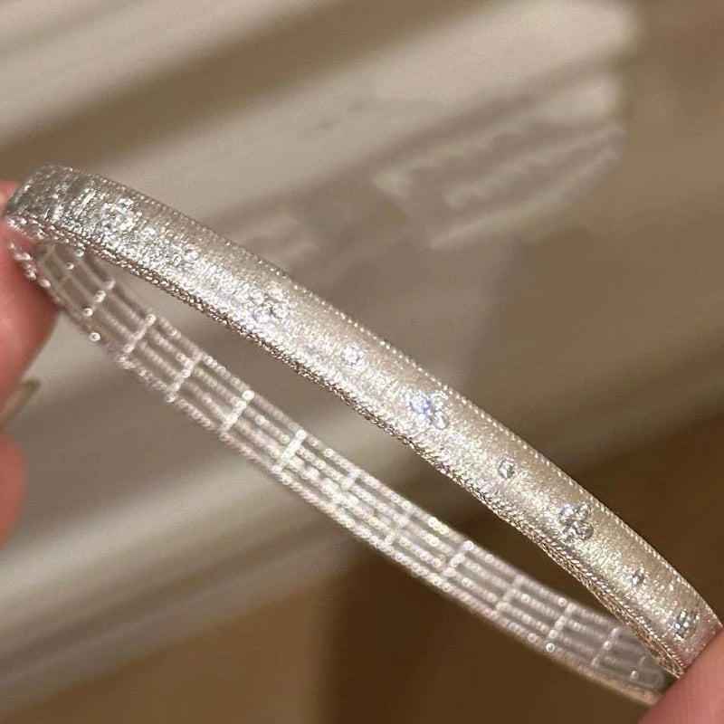 Vintage Matte Brushed White Flower Bangles for Women Beautiful and Unique Light Luxury Layered Bangles Wedding Jewelry Gift